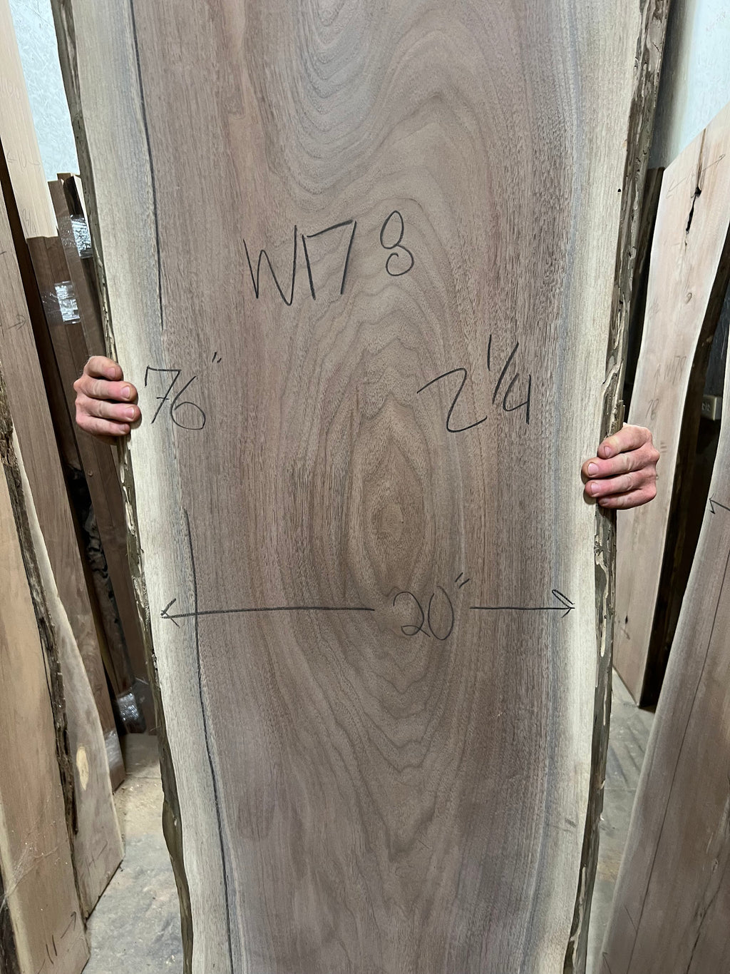 W178 76"